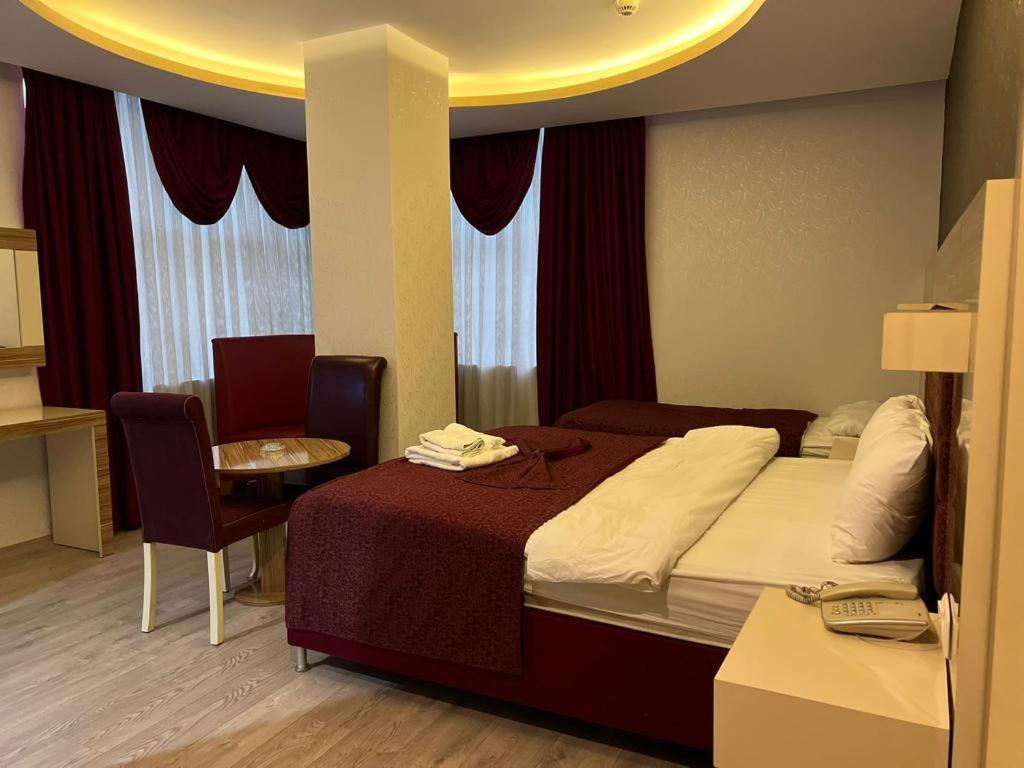 Grand Ezel Hotel Мерсин Екстериор снимка