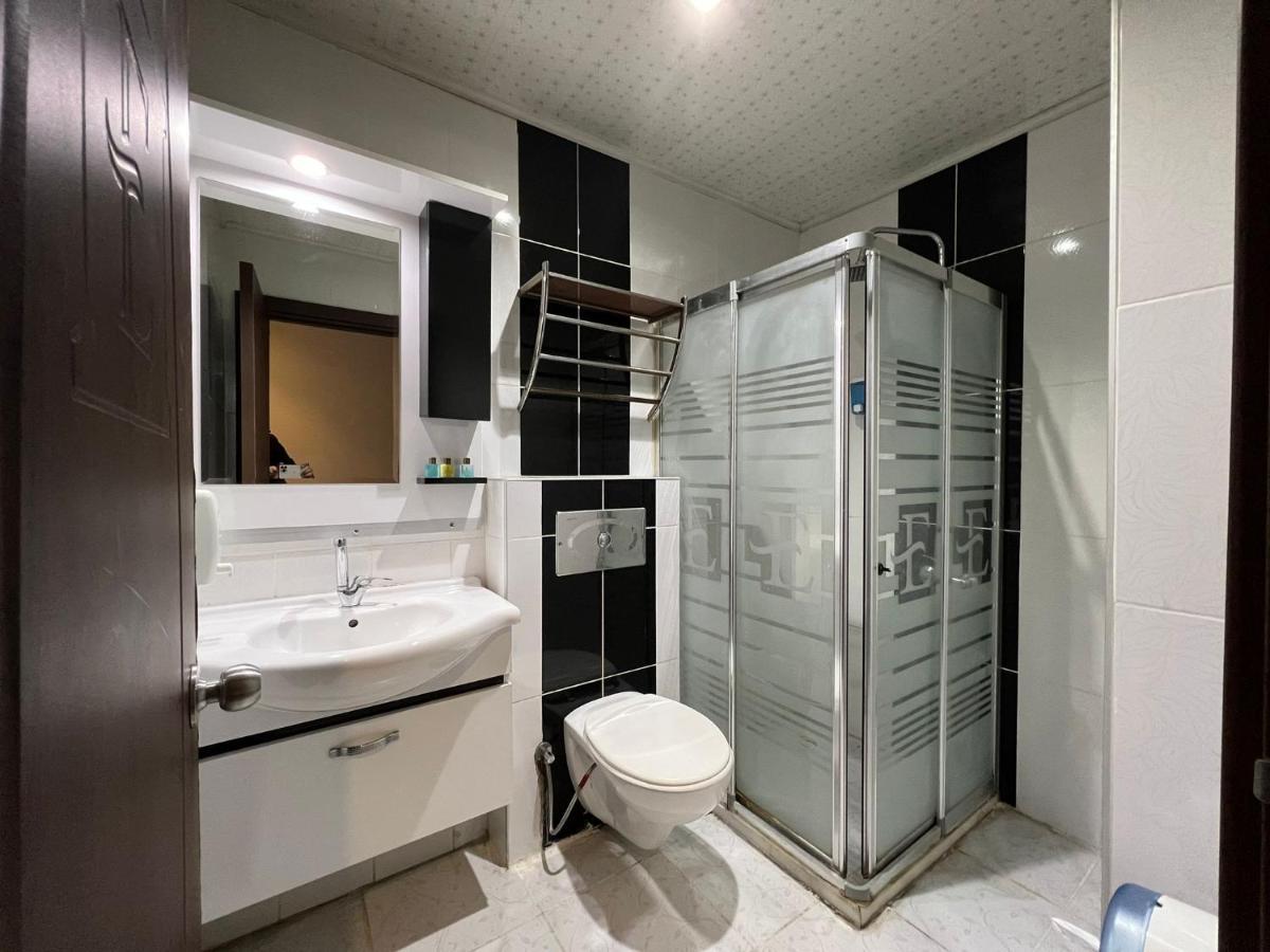 Grand Ezel Hotel Мерсин Екстериор снимка