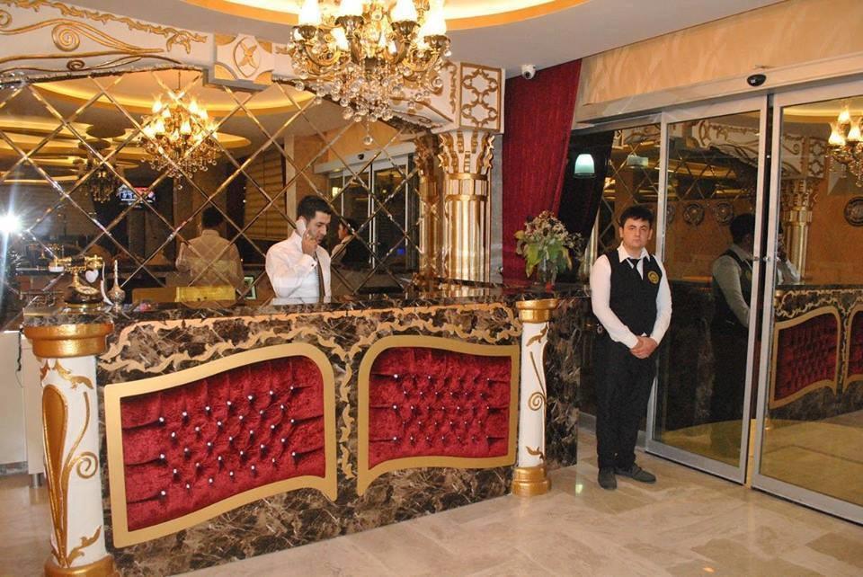 Grand Ezel Hotel Мерсин Екстериор снимка
