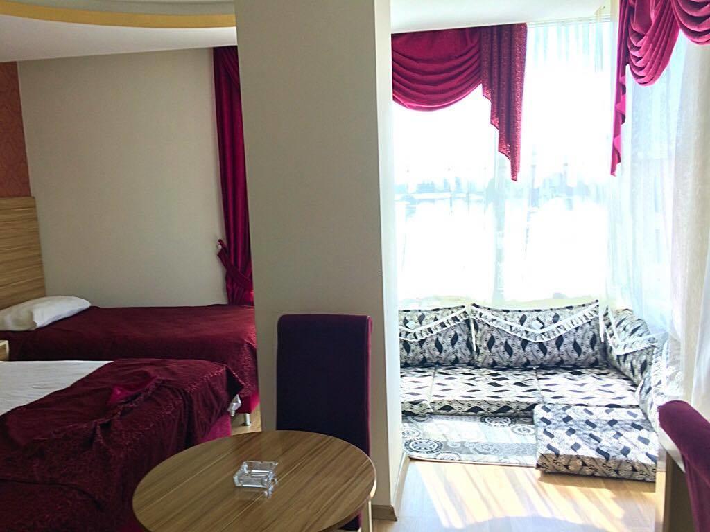 Grand Ezel Hotel Мерсин Екстериор снимка