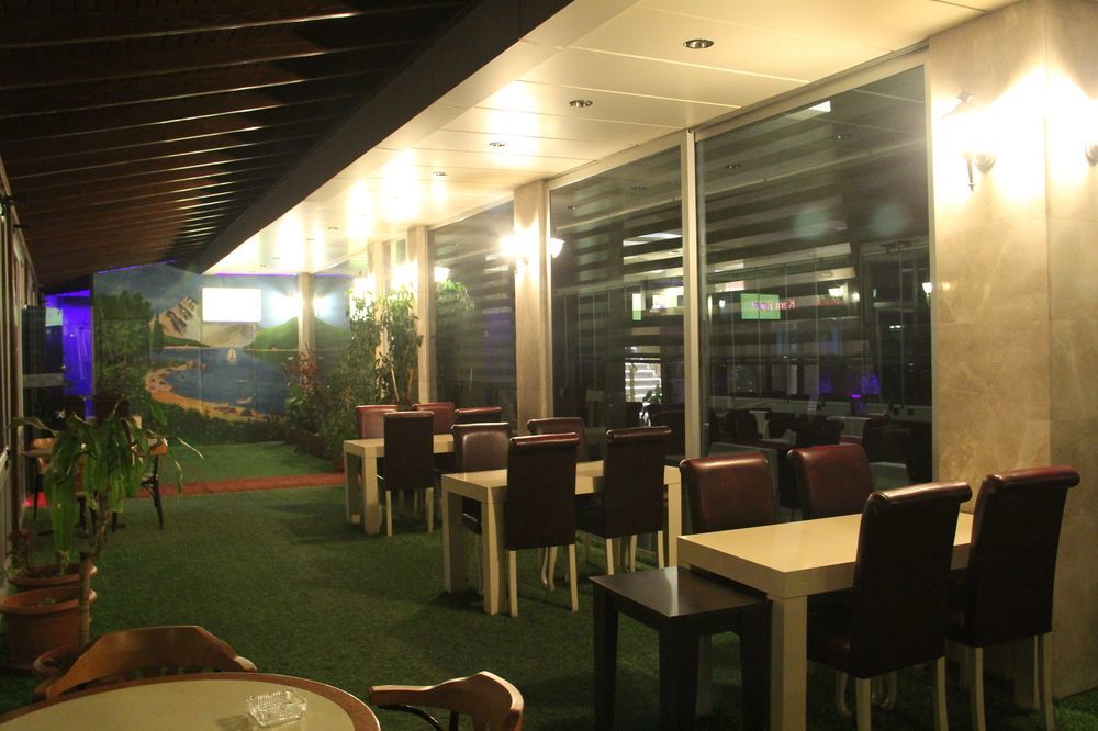 Grand Ezel Hotel Мерсин Екстериор снимка